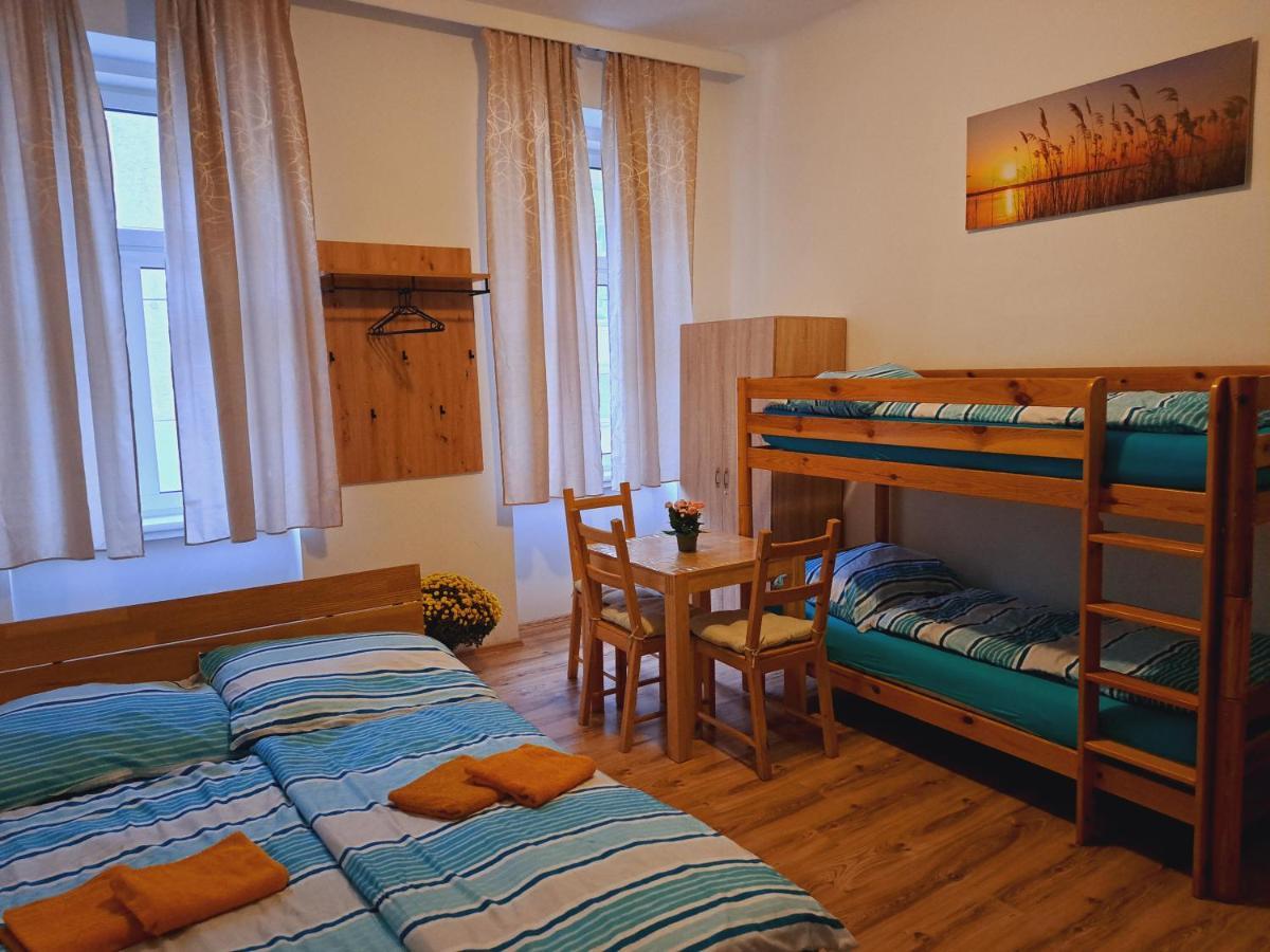 Astoria Central Appartement 10 Minutes To Downtown Wien Eksteriør bilde