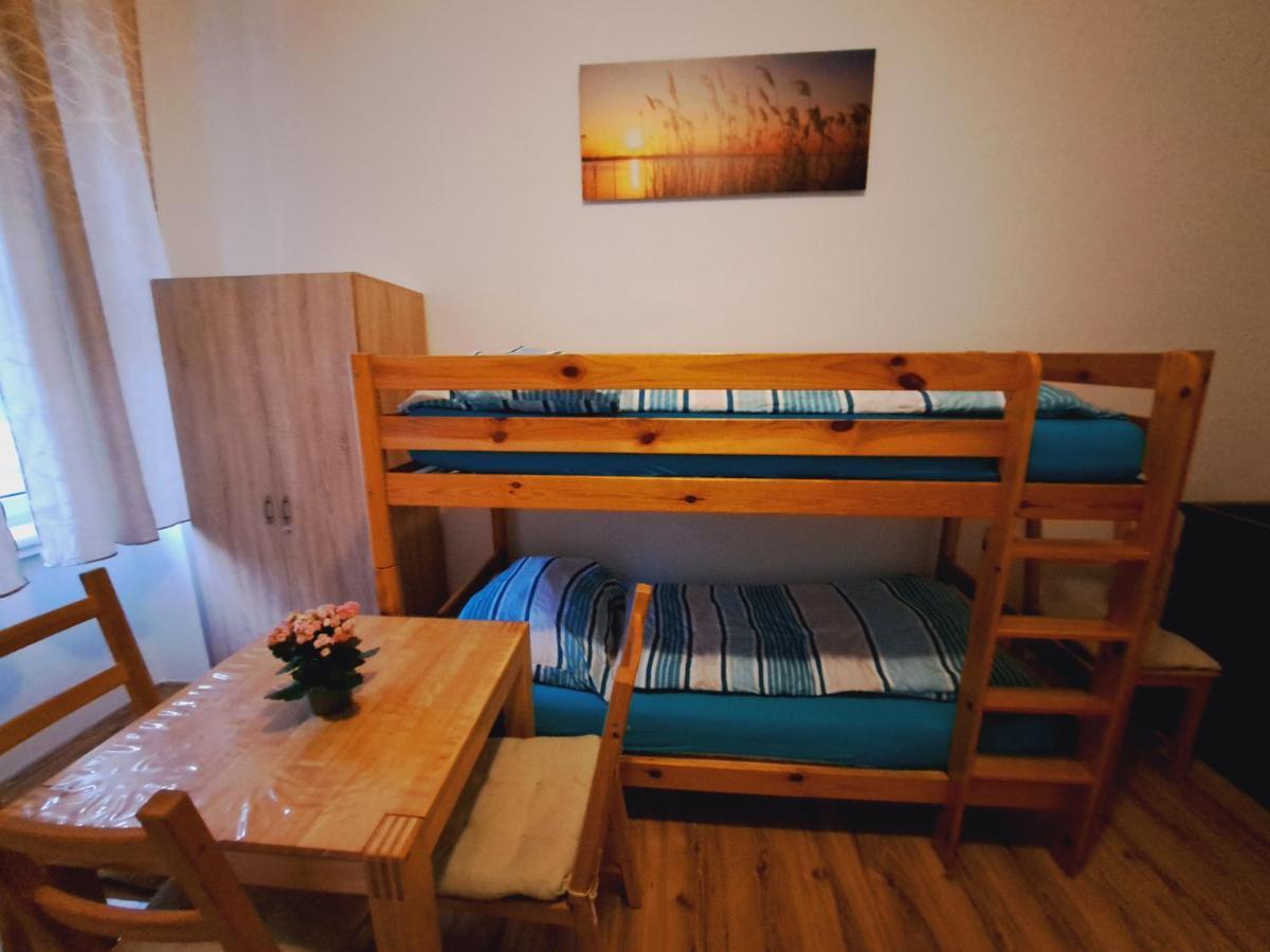 Astoria Central Appartement 10 Minutes To Downtown Wien Eksteriør bilde