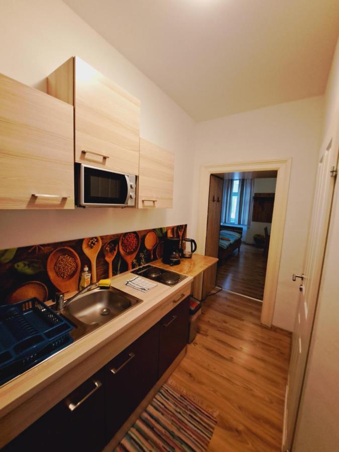Astoria Central Appartement 10 Minutes To Downtown Wien Eksteriør bilde